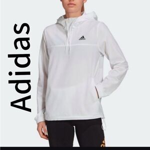 adidas White Utility Jacket with Hood and Half-Zip with excellent condition